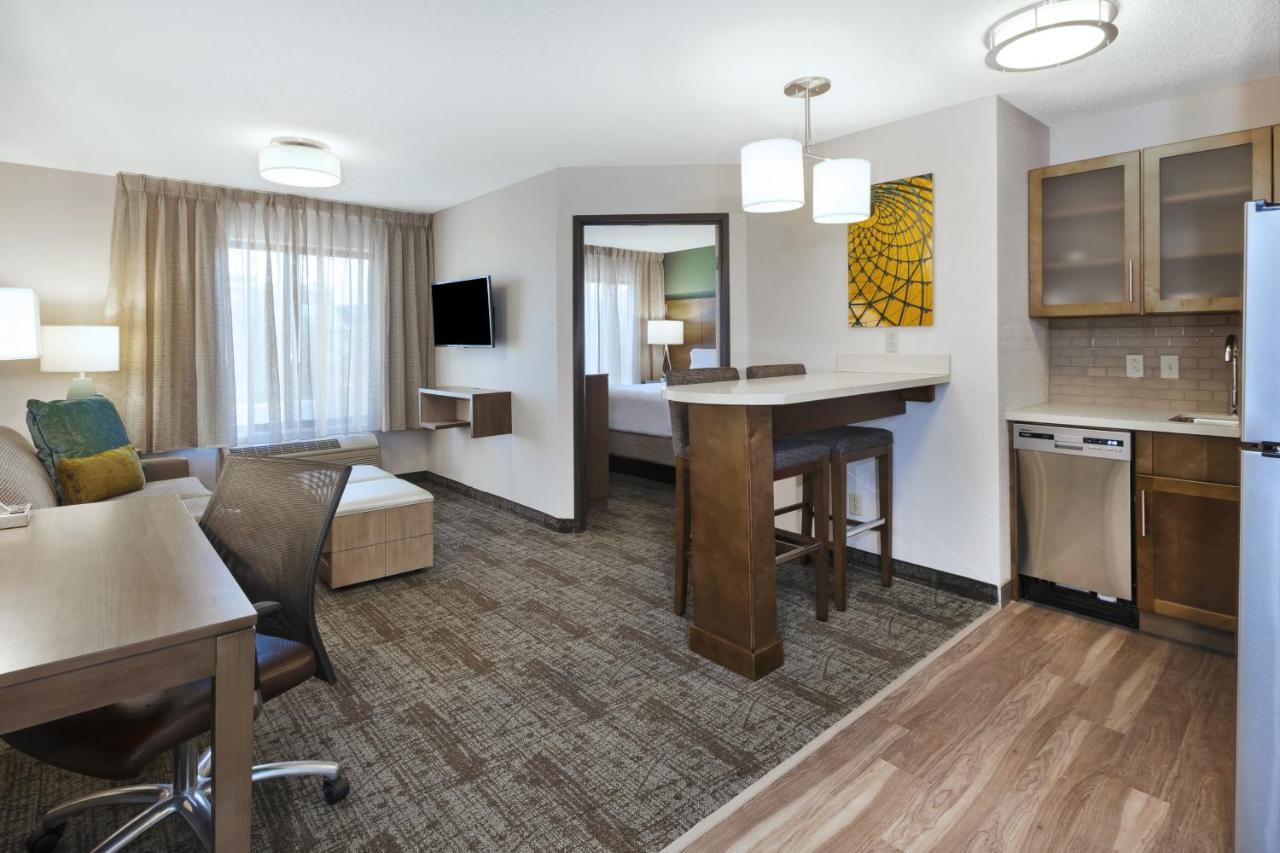 Staybridge Suites Columbia-Highway 63 & I-70 By Ihg Eksteriør billede